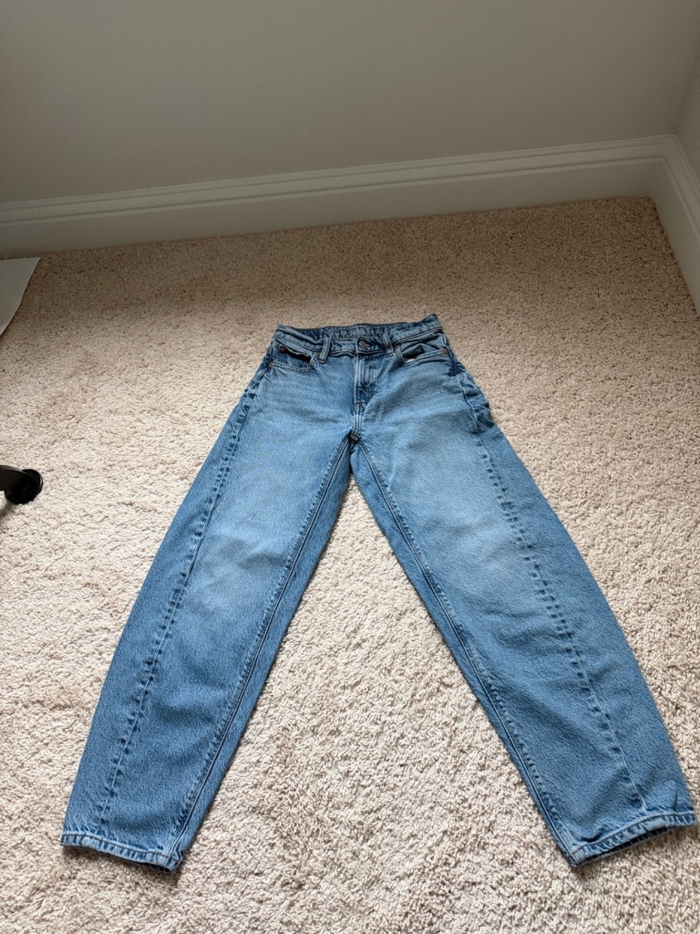 American Eagle Outfitters Light Blue Straight-Leg Jeans